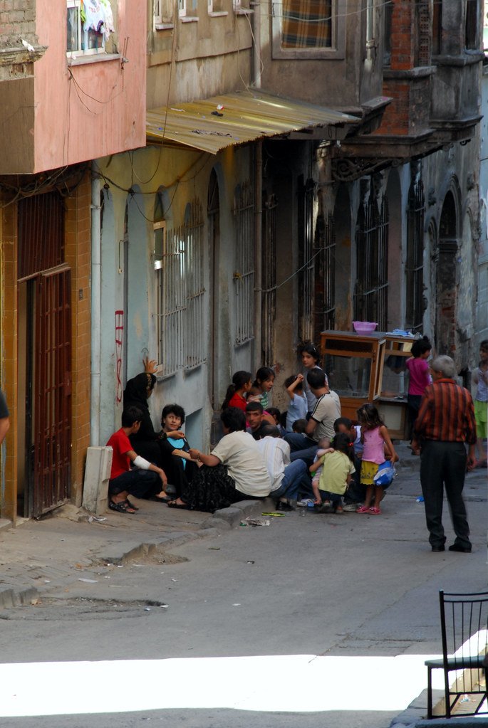 A 4-Year-Old’s Daily Wave to Strangers Ended Up Rebuilding His Entire Neighborhood